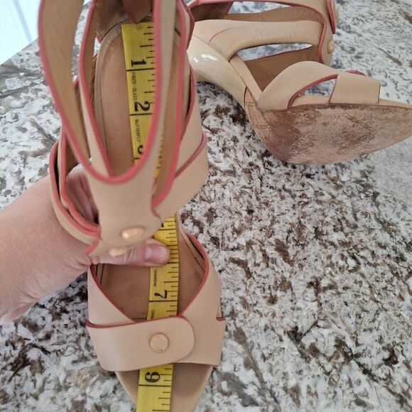 L.A.M.B Leather strappy nude heels sandals size 8.5 - Picture 14 of 14